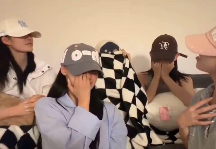 Khoảnh khắc RESCENE bật khóc vì thành tích hạng 1 đã "viral" khắp cõi mạng Hàn Quốc.