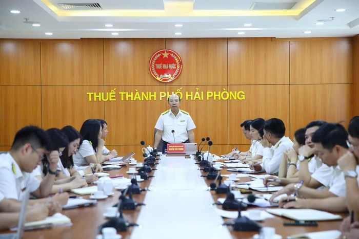 Thuế TP Hải Phòng họp bàn các giải pháp để tăng tốc hoàn thành mục tiêu thu ngân sách năm 2026. Ảnh: TK.