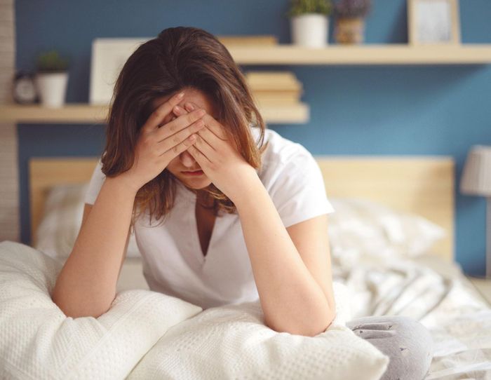 Tình trạng thiếu ngủ diễn ra thường xuyên có thể gây tổn thương gan. Ảnh: Harvard Health. 