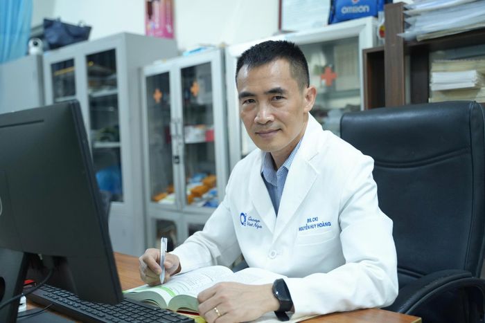  Bác sĩ Nguyễn Huy Hoàng, thành viên Hội Y học Dưới nước và Oxy cao áp Việt Nam. Ảnh: BSCC. 