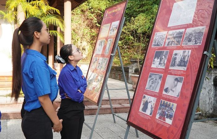 Triển lãm góp phần giáo dục truyền thống yêu nước và lan tỏa niềm tự hào dân tộc trong thế hệ trẻ. Ảnh: S.Thùy