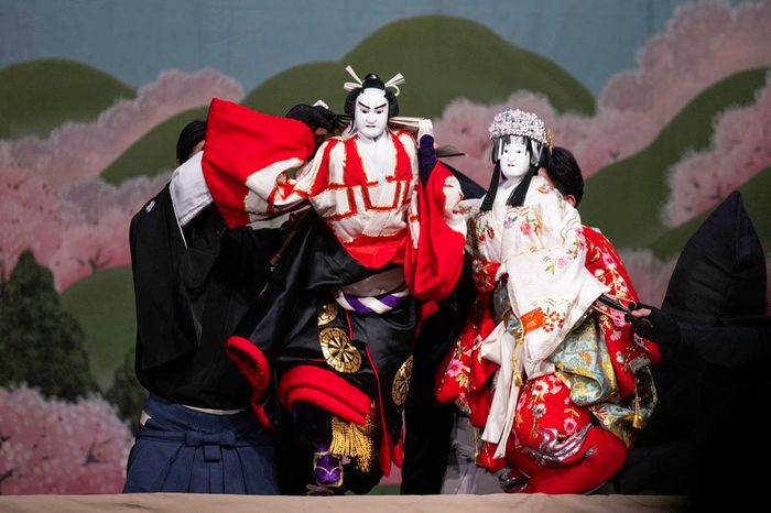 Nghệ thuật múa rối Bunraku - Di sản Văn hóa Phi vật thể đại diện của nhân loại do UNESCO ghi danh – là ví dụ cho những loại hình nghệ thuật có giá trị văn hóa cao nhưng phù hợp với không gian biểu diễn nhỏ và trải nghiệm trực tiếp hơn là những sự kiện đại chúng. Ảnh: Trung tâm Giao lưu Văn hóa Nhật Bản tại Việt Nam