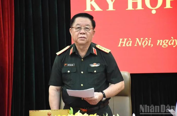 Đại tướng Nguyễn Trọng Nghĩa phát biểu tại phiên họp.