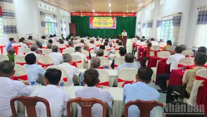 Quang cảnh buổi họp mặt.