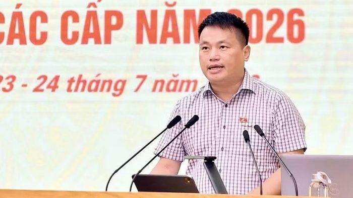 Đồng chí Đặng Ngọc Huy, Phó Chủ nhiệm Ủy ban Công tác đại biểu của Quốc hội, phát biểu tại hội nghị.