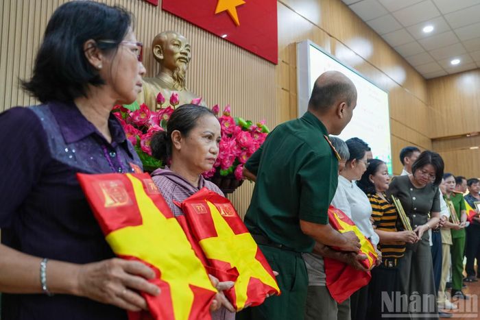 150 ảnh đã được phục dựng, in, đóng khung để trao tặng thân nhân nhân dịp kỷ niệm 79 năm Ngày Thương binh-Liệt sĩ (27/7/1947-27/7/2026).