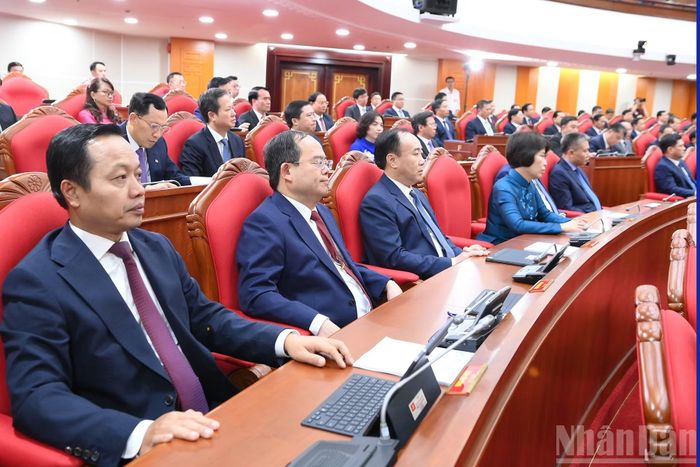Các đại biểu dự phiên bế mạc hội nghị.