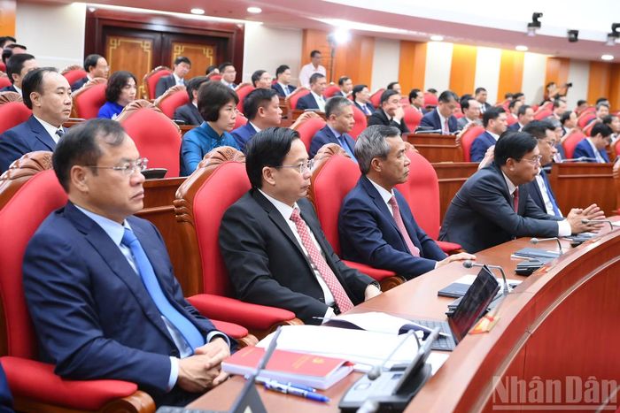 Các đại biểu dự phiên bế mạc hội nghị.