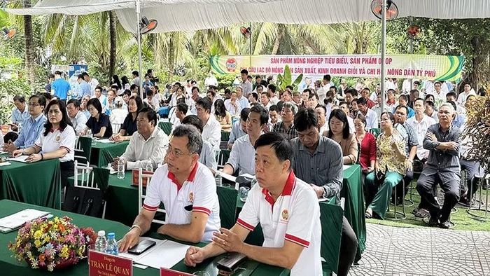 Một góc quang cảnh buổi tọa đàm.