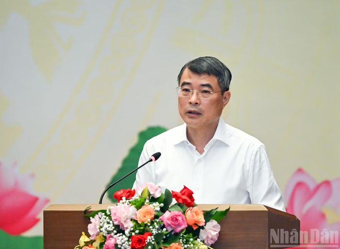 Bí thư Đảng ủy Chính phủ, Thủ tướng Chính phủ Lê Minh Hưng phát biểu kết luận hội nghị. (Ảnh: DUY LINH)