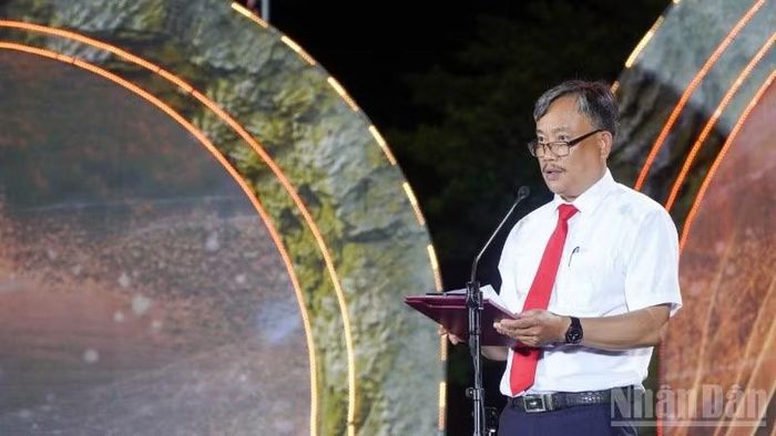 Phó Chủ tịch Ủy ban nhân dân phường Bàn Thạch Trương Ngọc Hải phát biểu khai mạc lễ hội.