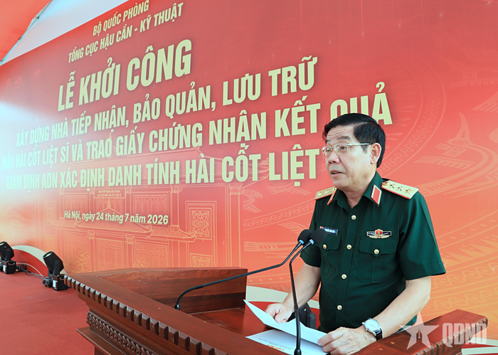 Thượng tướng Nguyễn Văn Gấu phát biểu chỉ đạo.