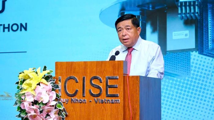 Nguyên Phó Thủ tướng Nguyễn Chí Dũng tham dự và phát biểu tại sự kiện