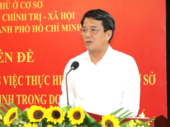  Chủ tịch LĐLĐ TPHCM Bùi Thanh Nhân phát biểu tại hội nghị 