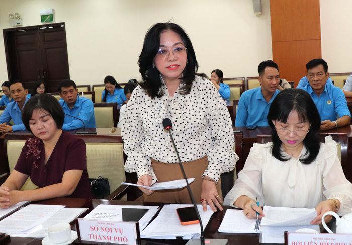  Phó Giám đốc Sở Nội vụ TPHCM Lượng Thị Tới phát biểu tại hội nghị 