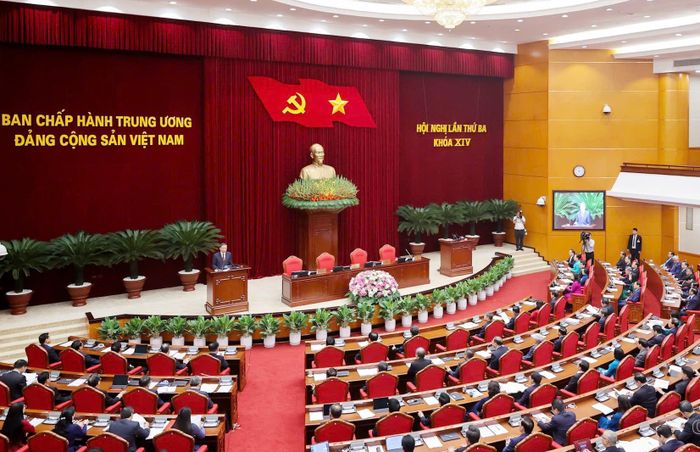  Hội nghị lần thứ 3 Ban Chấp hành Trung ương Đảng khóa XIV, chiều 24-7. Ảnh: ĐOÀN BẮC 