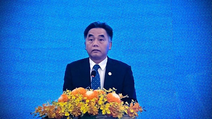 Phó Chủ tịch Thường trực UBND TPHCM Nguyễn Lộc Hà phát biểu tại diễn đàn. Ảnh: MINH XUÂN 