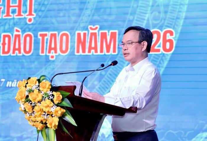 Ông Trịnh Thế Truyền - Giám đốc Sở GD&amp;ĐT tỉnh Phú Thọ phát biểu.