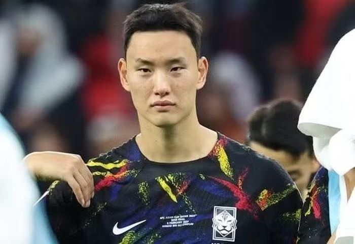 Jung Seung-hyun, cầu thủ bị HLV Shin tát, là tuyển thủ Hàn Quốc