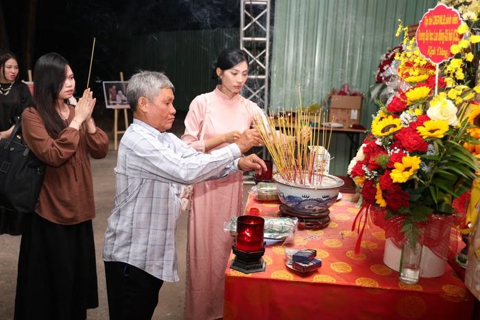 Công cuộc tìm kiếm, quy tập hài cốt liệt sĩ tại Công viên Lê Thị Riêng cũng như nhiều địa điểm khác khắp cả nước vẫn đang tiếp tục diễn ra khẩn trương, quyết liệt theo tinh thần Chiến dịch 500 ngày đêm như một mệnh lệnh thôi thúc từ trái tim. Ảnh: Ngô Tùng