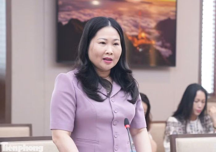 Phó Chủ tịch UBND tỉnh Lào Cai Vũ Thị Hiền Hạnh phát biểu tại buổi làm việc.