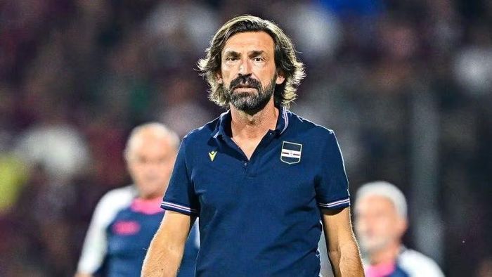  Từng là tiền vệ tài hoa bậc nhất lịch sử bóng đá Italia nhưng Pirlo chưa có thành tích huấn luyện nổi bật. 