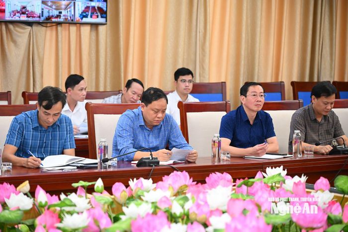 Các đại biểu tham dự cuộc họp. Ảnh: Thành Cường