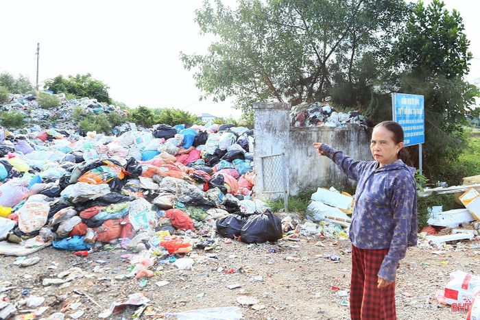Người dân Thạch Xuân mong sớm có giải pháp xử lý dứt điểm tình trạng ùn ứ rác thải.