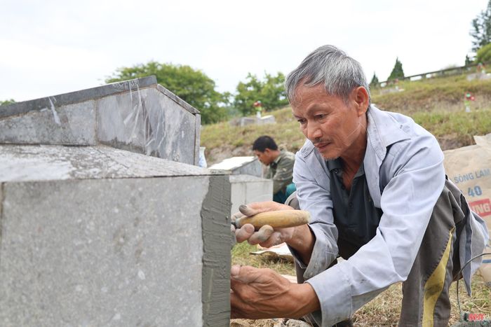 Các phần mộ tại Nghĩa trang Liệt sĩ Nầm được hoàn trả nguyên trạng sau khi Ban Chỉ đạo 515 tỉnh hoàn tất công tác lấy mẫu ADN.