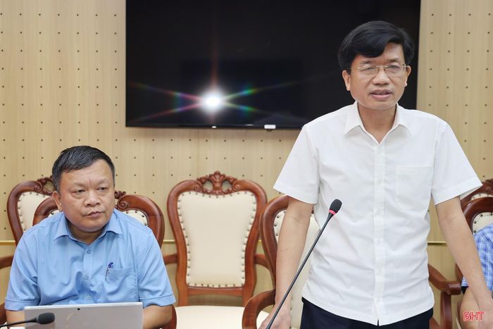 Đồng chí Bùi Văn Lam - Phó Chánh án TAND tỉnh góp ý về Dự án Luật Hòa giải ở cơ sở (sửa đổi).