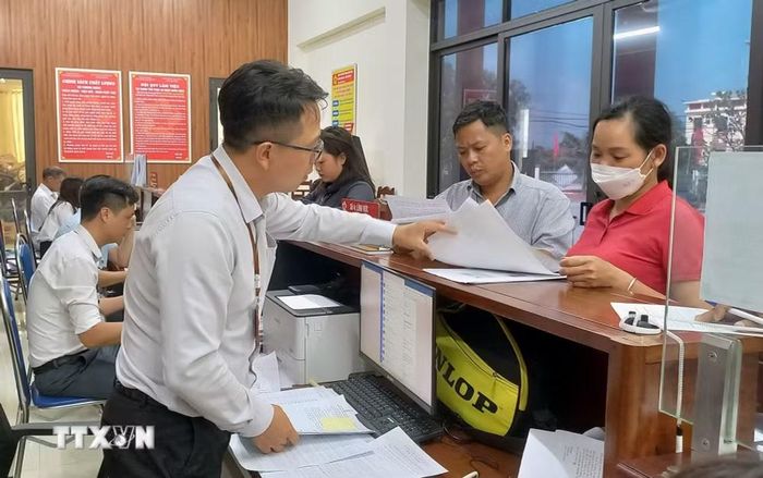 Vận hành chính quyền địa phương 2 cấp, bộ máy tinh gọn, giảm bộ phận trung gian, giúp Ủy ban Nhân dân xã chủ động hơn trong xử lý công việc. (Ảnh: Nguyễn Chinh/TTXVN)