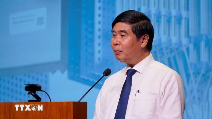 Phó Chủ tịch UBND tỉnh Gia Lai phát biểu khai mạc cuộc thi. (Ảnh: Đình Quân/TTXVN)