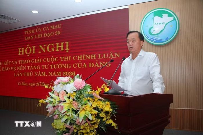 Phó Bí thư Thường trực Tỉnh ủy Cà Mau Huỳnh Quốc Việt phát biểu chỉ đạo tại hội nghị. (Ảnh: Chanh Đa/TTXVN)
