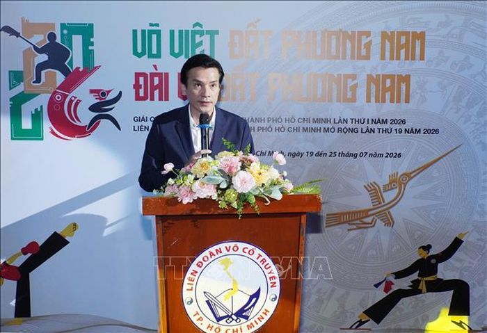 Ông Nguyễn Nam Nhân, Phó Giám đốc Sở Văn hóa và Thể thao TP. Hồ Chí Minh, Trưởng Ban tổ chức phát biểu tại buổi lễ.
