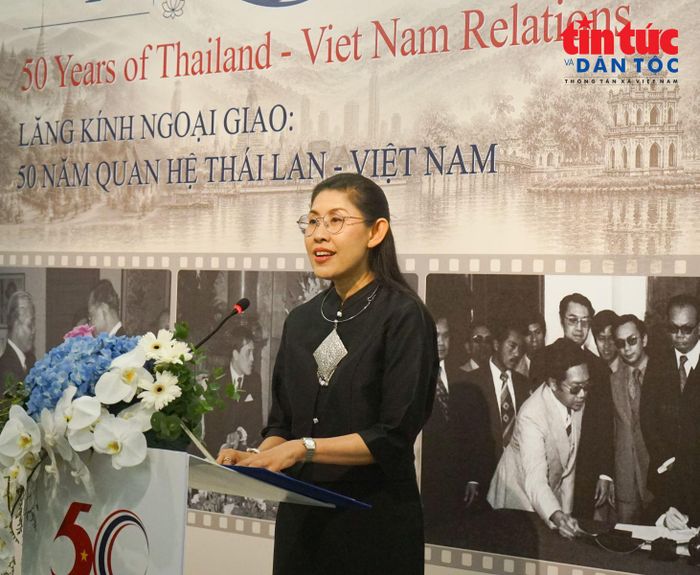 Bà Urawadee Sriphiromaya, Đại sứ Vương quốc Thái Lan tại Việt Nam.