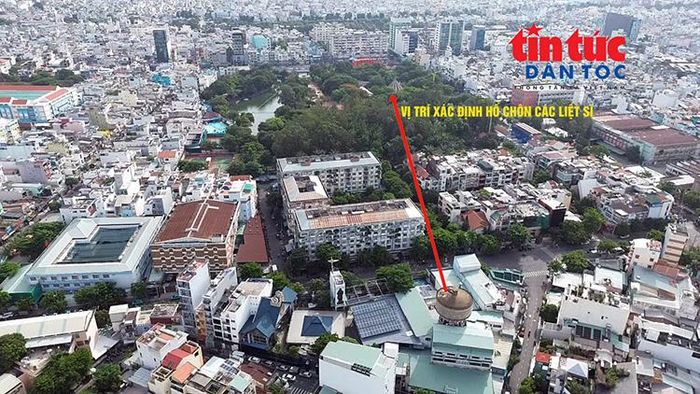 Công viên Lê Thị Riêng được cho là có các hố chôn tập thể cán bộ, chiến sĩ hy sinh trong cuộc Tổng tiến công và nổi dậy Xuân Mậu Thân 1968.