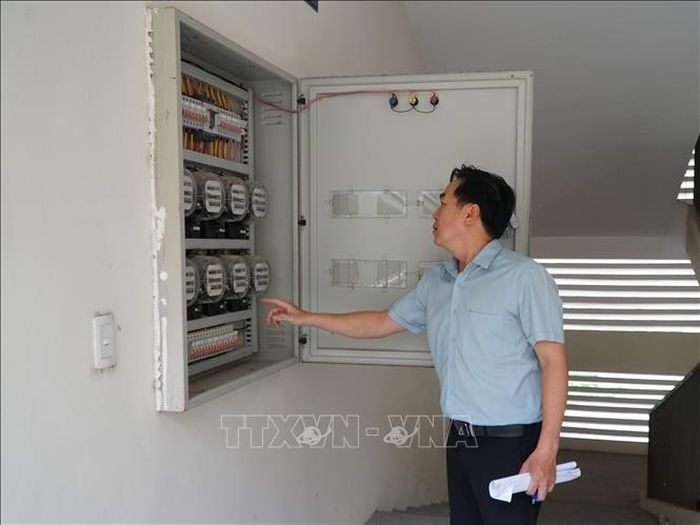 Mỗi phòng tại Khu Ký túc xá Phía Tây Mở Rộng có đầy đủ các điều kiện về điện, nước riêng biệt. Ảnh: Quốc Dũng/TTXVN