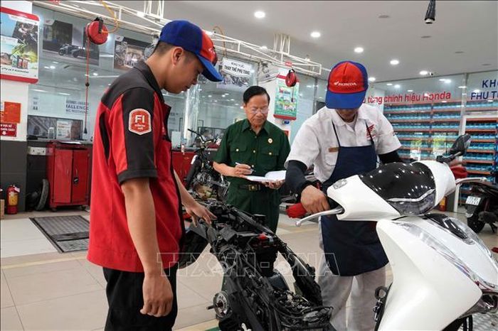 Cựu chiến binh Lê Xuân Tế đã giúp nhiều con em cựu chiến binh có việc làm, thu nhập kinh tế ổn định.