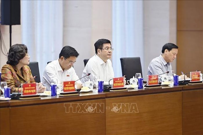 Lãnh đạo Quốc hội dự Hội nghị. Ảnh: Doãn Tấn/TTXVN