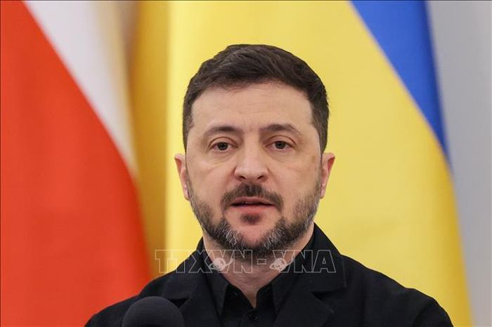 Tổng thống Ukraine Volodymyr Zelensky trong một cuộc họp báo. Ảnh: PAP/TTXVN