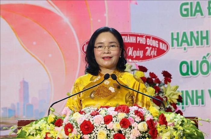 Thứ trưởng Bộ Văn hóa Thể thao và Du lịch Trịnh Thị Thủy phát biểu tại lễ khai mạc.