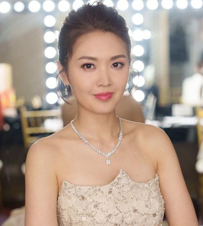 Trần Đình Hân tan mộng hào môn. Ảnh: Sina.