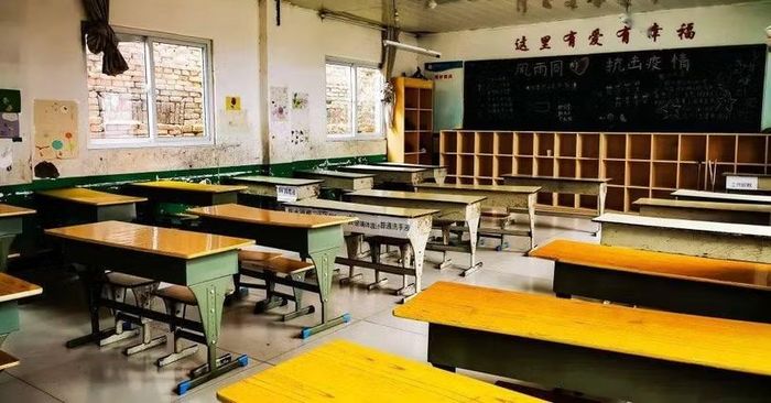 Một trường học chuẩn bị ngừng hoạt động do không chiêu sinh đủ số học sinh. Ảnh: Sohu.