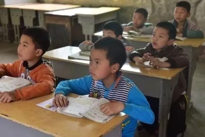 Thiếu học sinh khiến năm 2025 Trung Quốc phải ngừng hoạt động gần 30.000 trường tiểu học và mẫu giáo. Ảnh: Sohu.