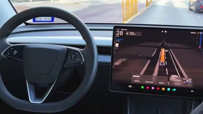 Robotaxi của Tesla hoạt động trên đường phố Auxtin. Ảnh: Sina.