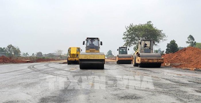 Tỉnh Tuyên Quang đặt mục tiêu giải ngân 100% vốn đầu tư công năm 2026. Ảnh minh họa: TTXVN