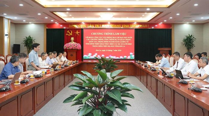 Buổi làm việc giữa Văn phòng Ban Chỉ đạo với UBND tỉnh Sơn La vào ngày 24/7. Ảnh: Hương Thủy/BNEWS/TTXVN