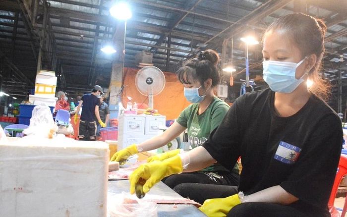 Chất lượng nguyên liệu đầu vào là yếu tố quan trọng giúp đảm bảo vệ sinh an toàn thực phẩm. Ảnh minh họa
