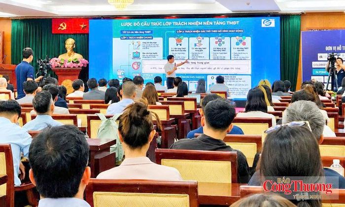 Hội nghị triển khai Luật Thương mại điện tử cập nhật nhiều quy định mới về nền tảng số, quảng cáo trực tuyến, bảo vệ dữ liệu và trách nhiệm của doanh nghiệp.
