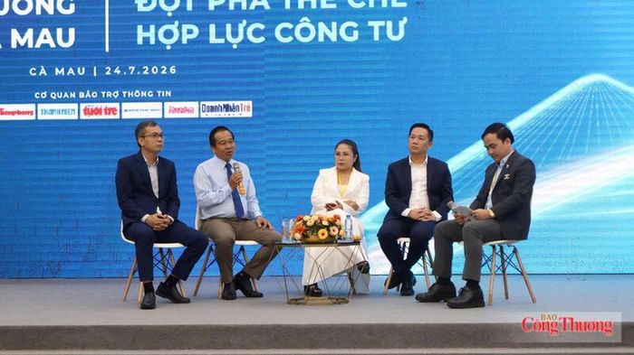 Các đại biểu thảo luận tại diễn đàn. Ảnh: Vân Nguyễn
